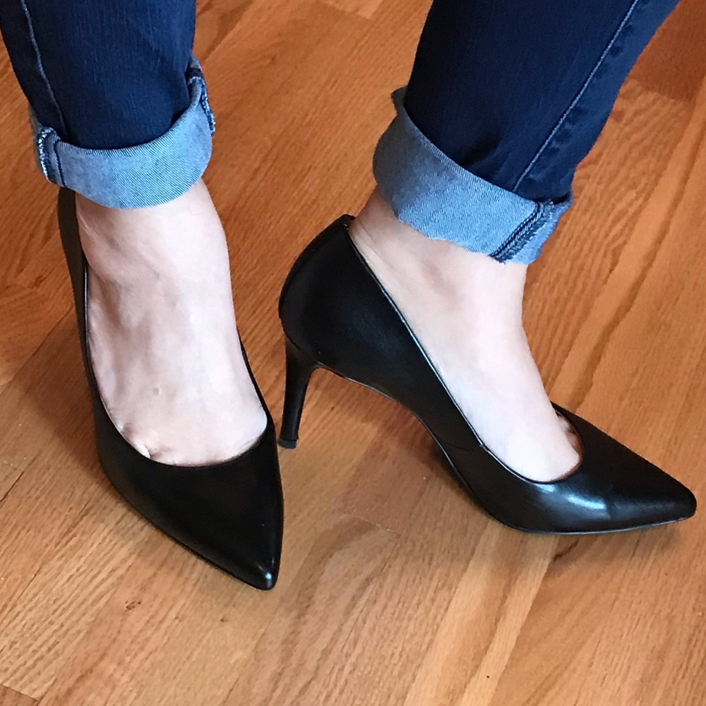 EUC 14th & Union Black Pumps